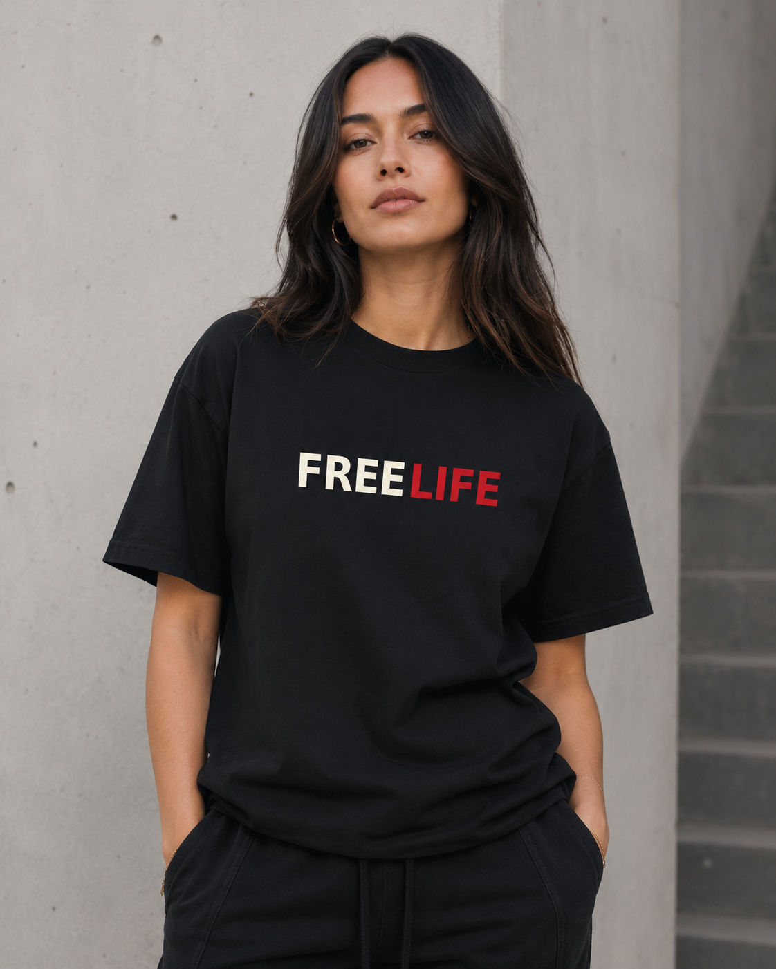 Free Life Signature Tee – Damen Streetwear T-Shirt