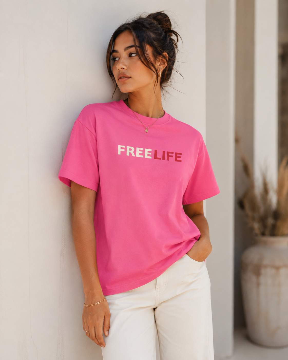 Free Life Signature Tee – Damen Streetwear T-Shirt
