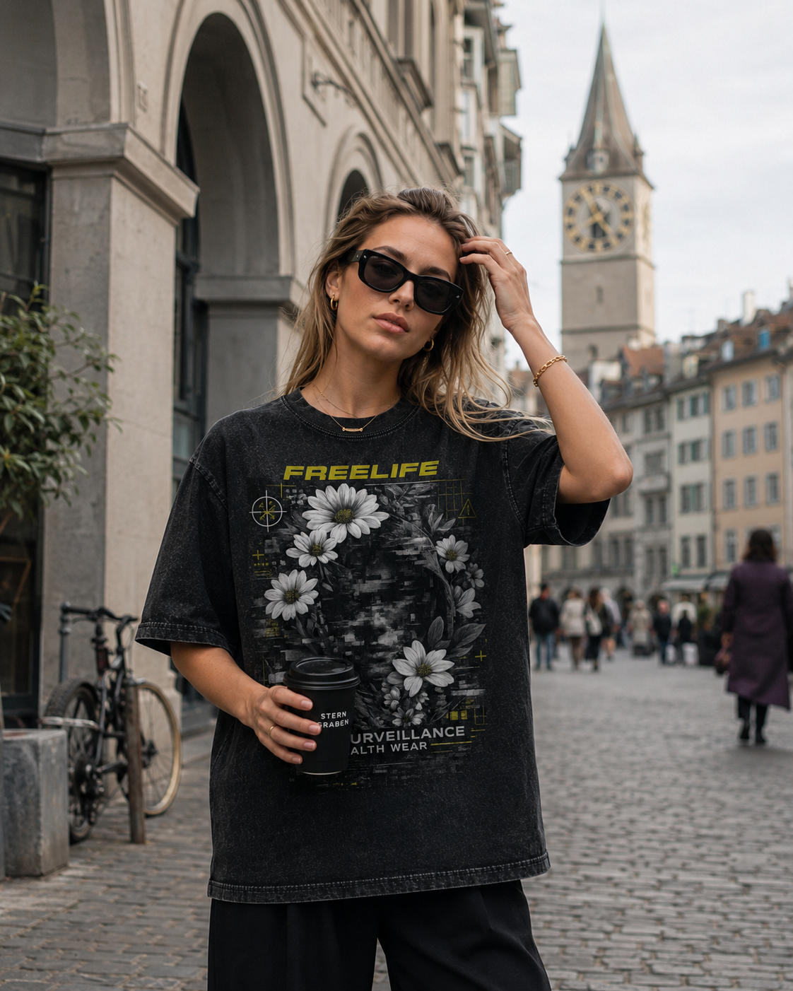FREELIFE Privacy Bloom Oversized Tee