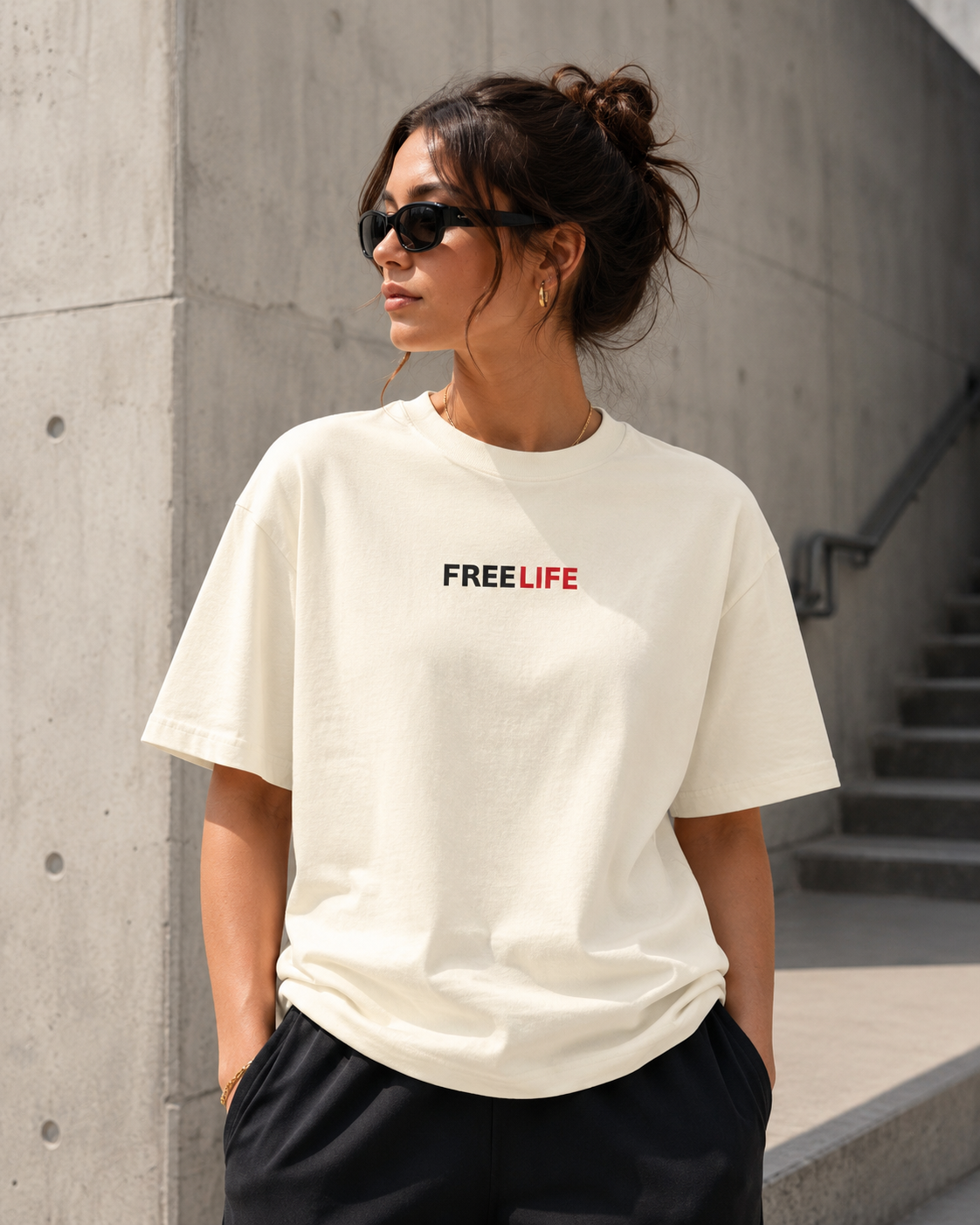 Free Life Signature Tee Cream – Damen Streetwear T-Shirt